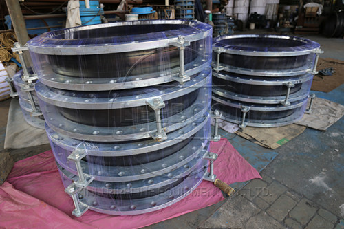 橡膠膨脹節(jié)的選購標準是什么?