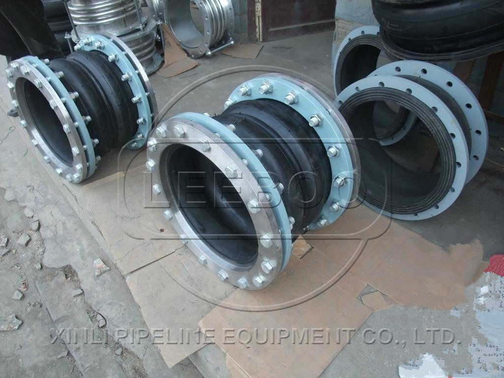 大口徑限位<a href=http://www.szkljzb.com target=_blank class=infotextkey>橡膠接頭</a>